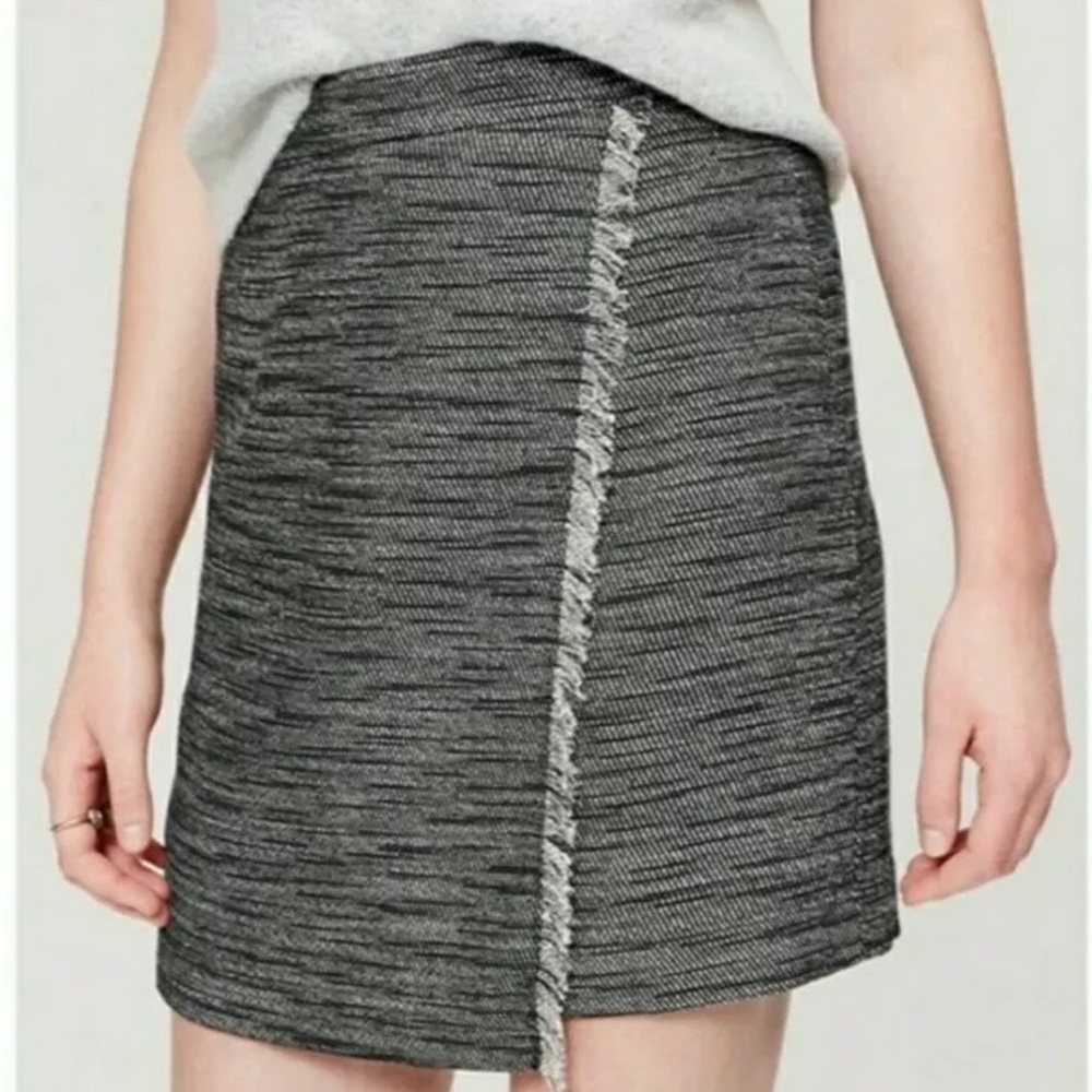 LOFT Mini Skirt - Picture 2 of 7
